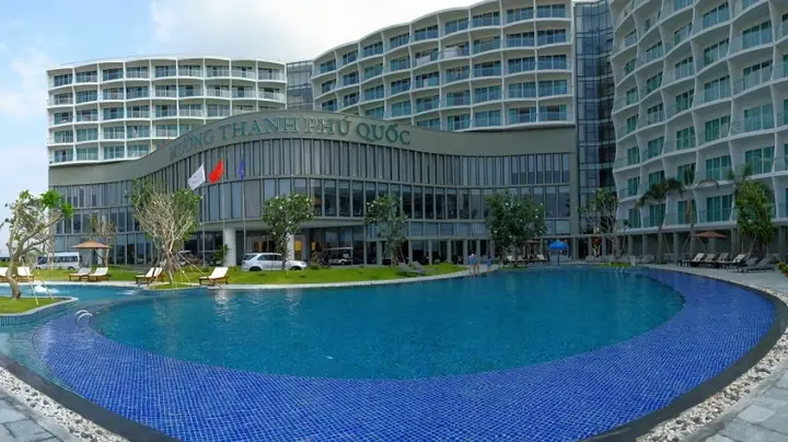 Review Khách Sạn Mường Thanh Luxury Phú Quốc: Điểm Nghỉ Dưỡng Sang Trọng Bên Biển