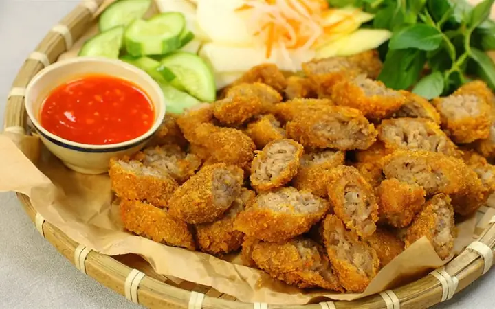 Top Quán Nem Chua Rán Ngon Nhất Hà Nội Hiện Nay