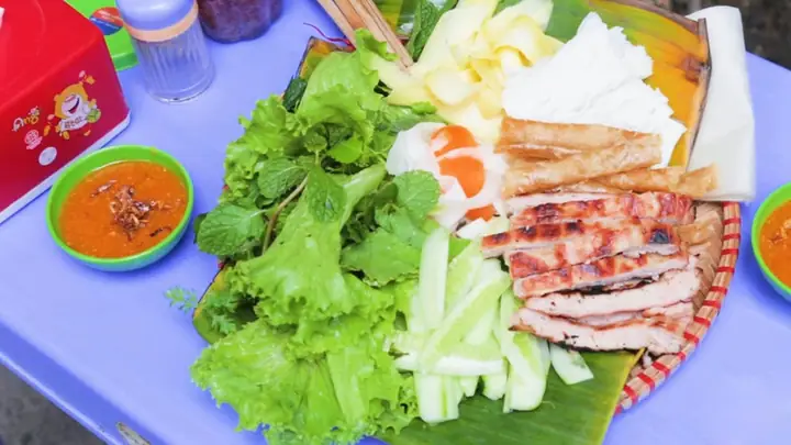 Nem Nướng Nha Trang Cô Hơn: Review Chi Tiết