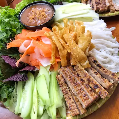 Quán Nem Nướng Nha Trang Ngon Tại Hà Nội Quán Nem Nướng Nha Trang Ngon Tại Hà Nội