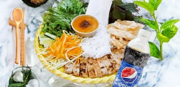 Đánh Giá Chi Tiết Quán Nem Nướng Nha Trang Mr Nem: Trải Nghiệm Ẩm Thực Đáng Nhớ