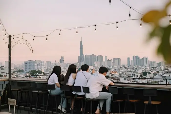 Cẩm Nang Ngắm Sài Gòn Từ Trên Cao: 10 Địa Điểm View Đẹp Nhất 2026