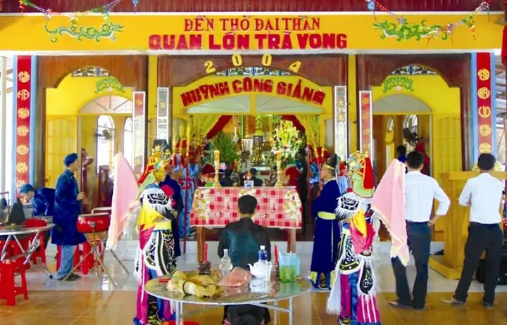 Khám Phá Lễ Giỗ Quan Lớn Trà Vong – Lịch Sử, Nghi Lễ Và Du Lịch Khám Phá Lễ Giỗ Quan Lớn Trà Vong – Lịch Sử, Nghi Lễ Và Du Lịch