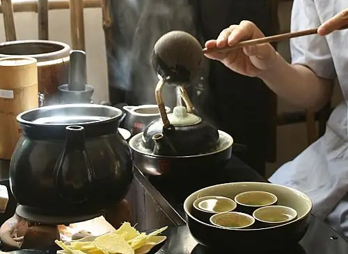 Khám Phá Trà Đạo Nhật Bản: Nghệ Thuật Chanoyu Trong Văn Hoá