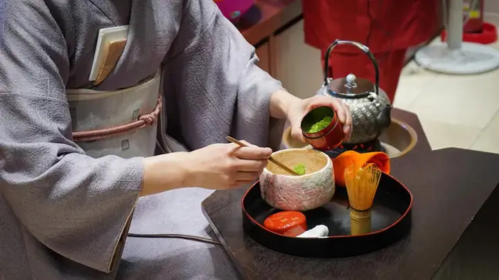 Khám Phá Trà Đạo Nhật Bản: Nghệ Thuật Chanoyu Trong Văn Hoá