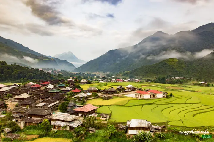 Ngọc Chiến Sơn La: Bản Tình Ca Của Núi Rừng Ngọc Chiến Sơn La: Bản Tình Ca Của Núi Rừng