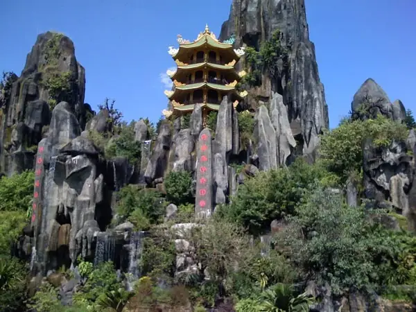 Cẩm Nang Ngũ Hành Sơn Đà Nẵng: Vị Trí, Vé, Lịch Trình & Bí Quyết Khám Phá Trọn Vẹn