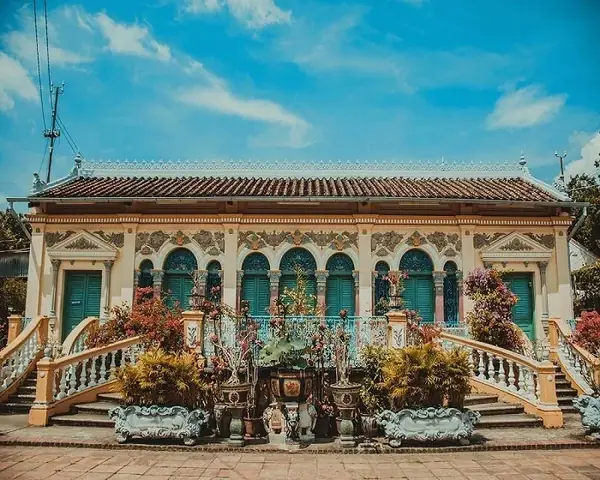 Nhà Cổ Bình Thủy Cần Thơ: Di Tích Kiến Trúc Và Lịch Sử Đáng Ghé Thăm