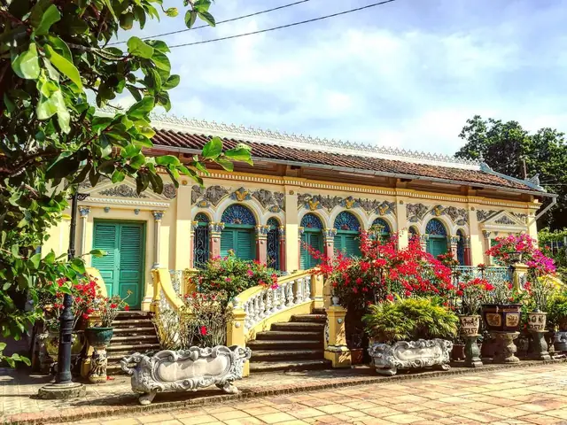 Nhà Cổ Bình Thủy Cần Thơ: Di Tích Kiến Trúc Và Lịch Sử Đáng Ghé Thăm