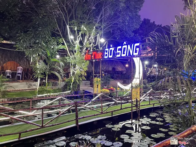Khám Phá 10 Quán Ẩm Thực Bờ Sông View Đẹp Nhất Cho Buổi Tối Thư Giãn