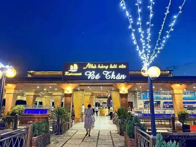 Nhà Hàng Bé Thân Lăng Cô: Menu, Địa Chỉ & Đánh Giá
