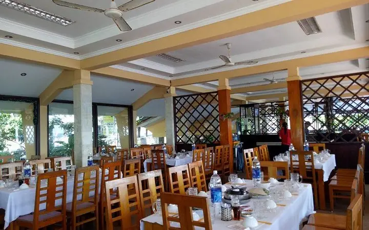 Đánh Giá Nhà Hàng Cây Bàng – Hải Sản Ven Biển Phan Thiết Cho Gia Đình