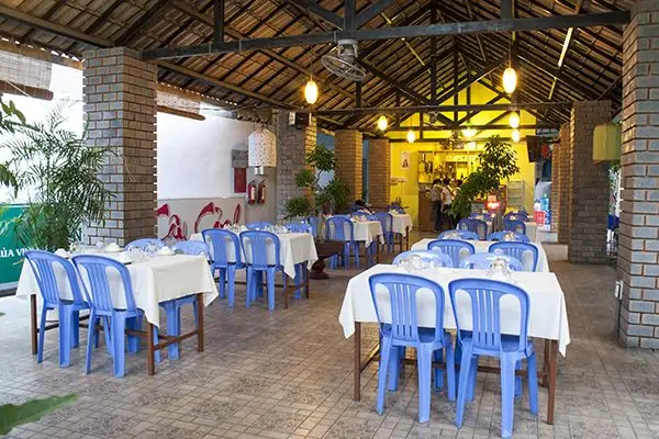 Khám Phá Nhà Hàng Cây Cảnh Nha Trang: Thực Đơn, Giá & Đặt Bàn