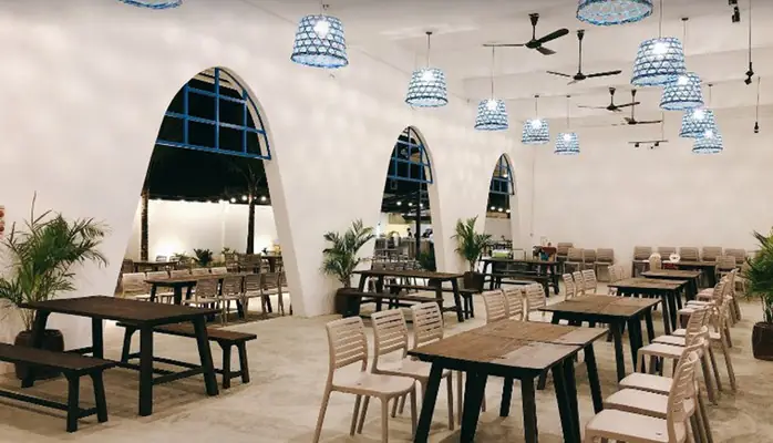 Hướng Dẫn Đặt Bàn Và Trải Nghiệm Ẩm Thực Tại Chang Chang Family