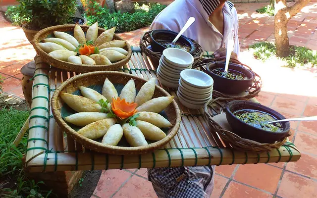 Nhà Hàng Chốn Quê Ninh Thuận – Hành Trình Ẩm Thực Miền Trung Đích Thực