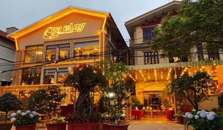 Nhà Hàng Cua Vàng Bãi Cháy: Thực Đơn, Giá, Địa Chỉ Chi Tiết