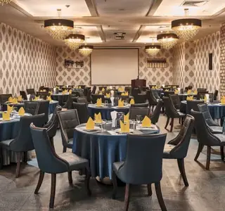 Khám Phá D'maris Cộng Hòa – Buffet Hải Sản 5 Sao Cho Gia Đình
