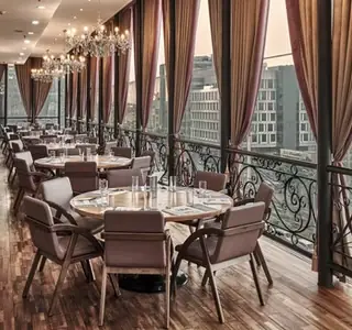 Khám Phá D'maris Cộng Hòa – Buffet Hải Sản 5 Sao Cho Gia Đình
