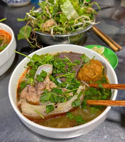 Khám Phá 10 Nhà Hàng Hà Tiên Ngon, Bổ, Rẻ Cho Du Khách