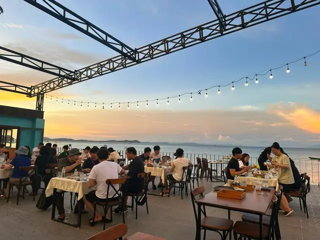 Khám Phá Nhà Hàng Gió Biển – Địa Chỉ, Thực Đơn, Giá Cả Khám Phá Nhà Hàng Gió Biển – Địa Chỉ, Thực Đơn, Giá Cả