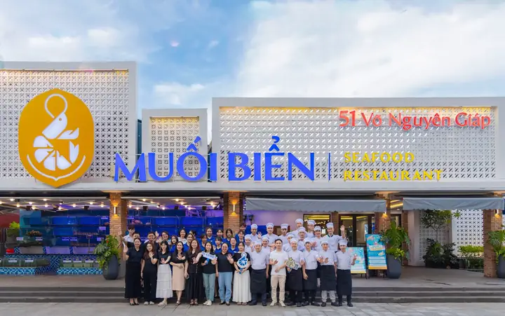 Khám Phá 10 Nhà Hàng Hải Sản Đà Nẵng Ngon Nhất Cho Du Khách Khám Phá 10 Nhà Hàng Hải Sản Đà Nẵng Ngon Nhất Cho Du Khách