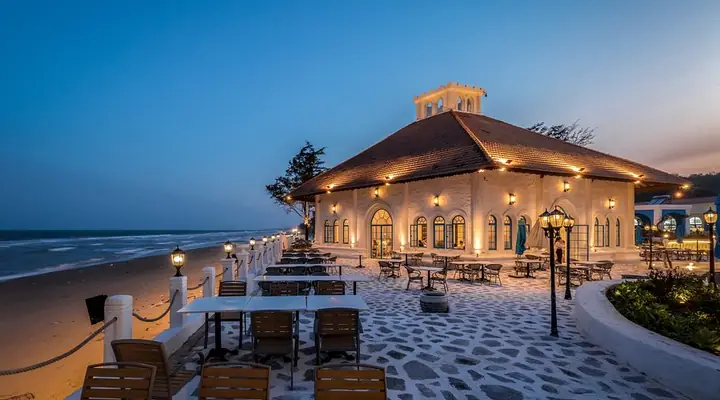 Khám Phá 10 Nhà Hàng Hải Sản Phan Thiết Ngon Nhất Cho Du Khách