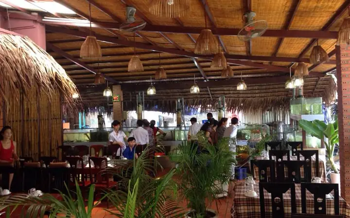 Hàng Dương Quán: Địa Chỉ, Menu & Các Món Ngon