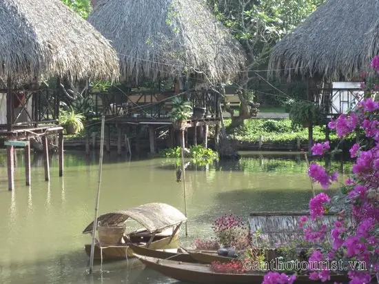 Khám Phá Nhà Hàng Hoa Sứ Cần Thơ: Địa Chỉ, Thực Đơn & Giờ Mở Cửa