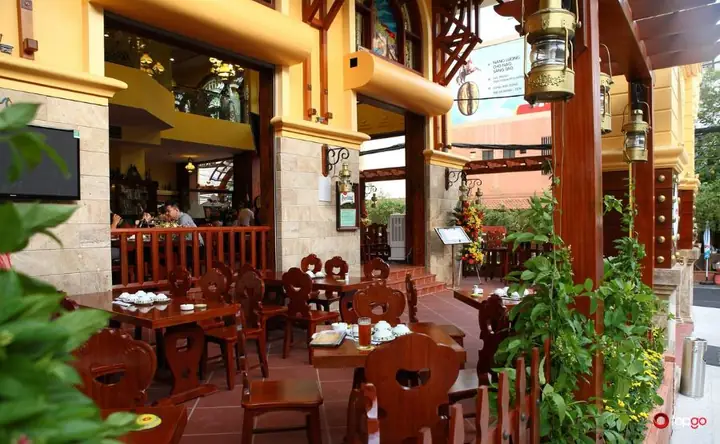 Khám Phá Nhà Hàng Hoa Viên: Địa Chỉ, Thực Đơn & Ưu Đãi