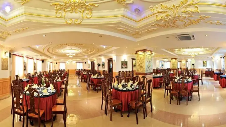 Khám Phá Nhà Hàng Hoàng Lan Đà Lạt – Địa Chỉ, Giá, Món Lẩu Tả Pí Lù Khám Phá Nhà Hàng Hoàng Lan Đà Lạt – Địa Chỉ, Giá, Món Lẩu Tả Pí Lù