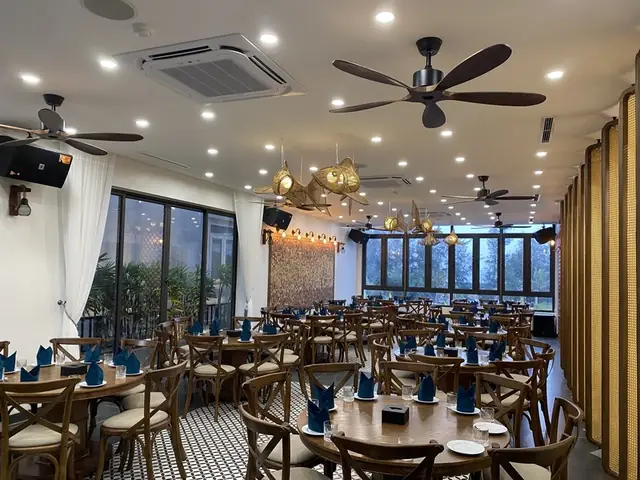 Khám Phá Chi Nhánh Nhà Hàng Hồng Hạnh: Địa Chỉ Thực Đơn Ưu Đãi