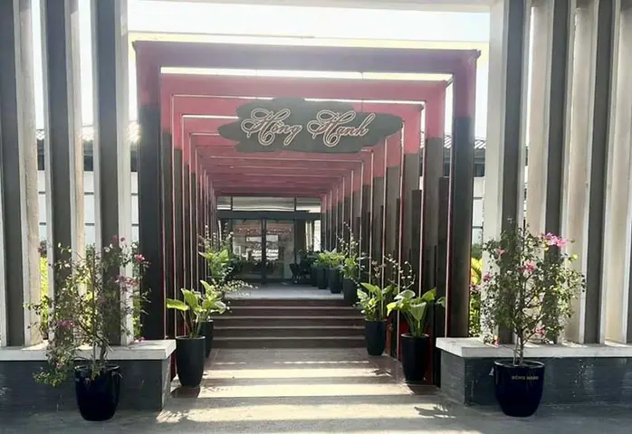 Khám Phá Chi Nhánh Nhà Hàng Hồng Hạnh: Địa Chỉ Thực Đơn Ưu Đãi