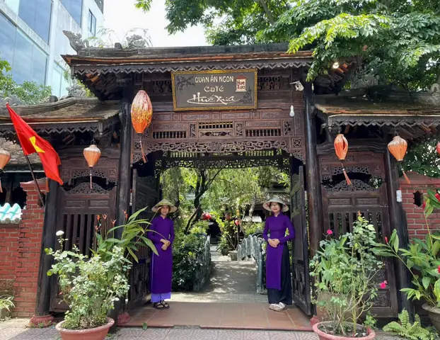 Khám Phá Nhà Hàng Huế Xưa Đà Nẵng: Địa Chỉ, Thực Đơn & Cách Đặt Chỗ Khám Phá Nhà Hàng Huế Xưa Đà Nẵng: Địa Chỉ, Thực Đơn & Cách Đặt Chỗ