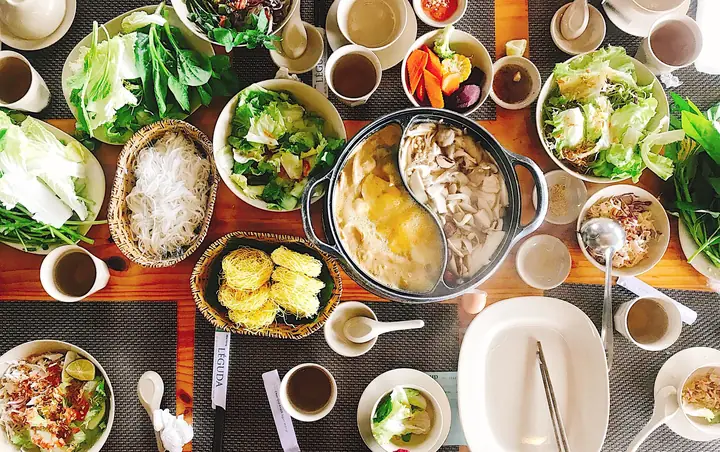 Nhà Hàng Món Ngon Đà Lạt: Địa Chỉ Ăn Uống Tuyệt Vời Cho Du Khách