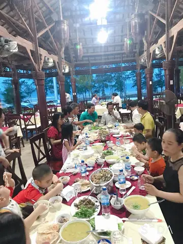 Khám Phá Nhà Hàng Mỹ Khê: Địa Điểm Ăn Uống Hàng Đầu Quảng Ngãi