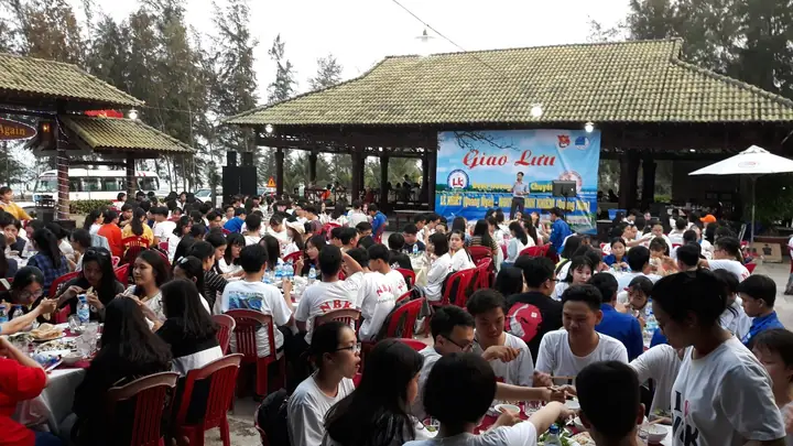 Khám Phá Nhà Hàng Mỹ Khê: Địa Điểm Ăn Uống Hàng Đầu Quảng Ngãi Khám Phá Nhà Hàng Mỹ Khê: Địa Điểm Ăn Uống Hàng Đầu Quảng Ngãi