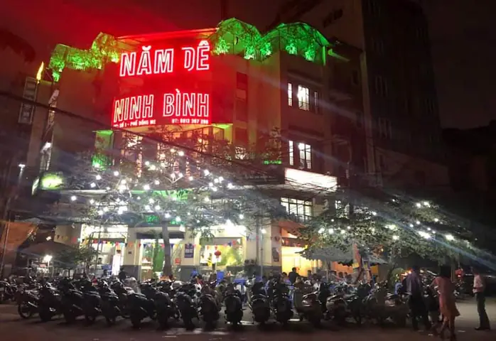 Khám Phá Địa Chỉ, Thực Đơn & Đặt Bàn Nhà Hàng Năm Dê Ninh Bình