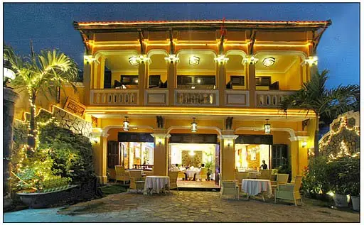 Khám Phá Ngọc Tuyết Restaurant – Nhà Hàng Hải Sản 40 Năm Tại Phố Cổ Hội An