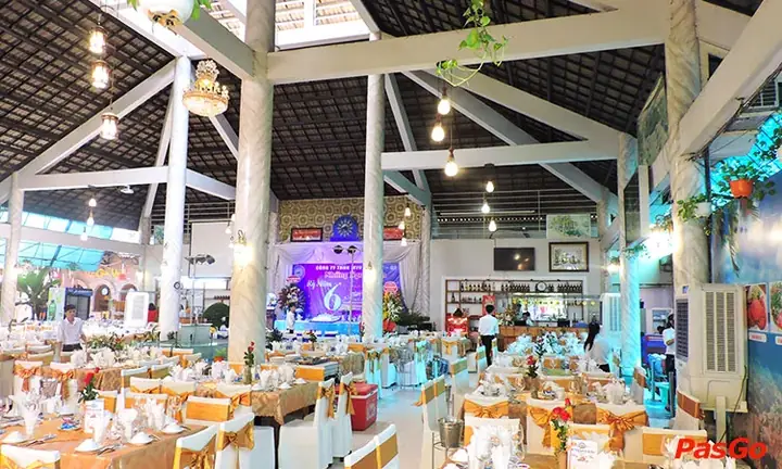 Khám Phá Nhà Hàng Những Người Bạn: Địa Chỉ, Menu & Đặt Bàn Khám Phá Nhà Hàng Những Người Bạn: Địa Chỉ, Menu & Đặt Bàn