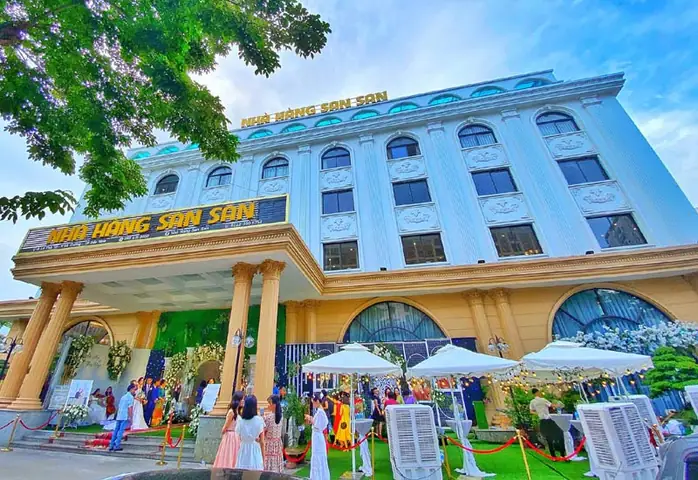 Khám Phá Nhà Hàng San San – Địa Chỉ, Thực Đơn, Giá & Trải Nghiệm