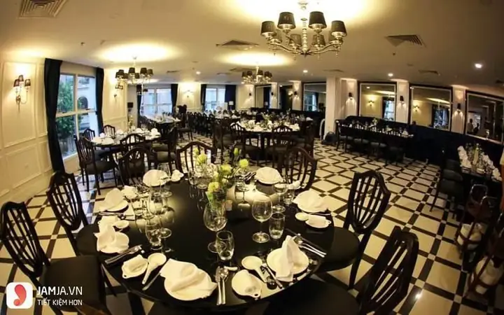 Khám Phá Maison Sen Buffet – Đánh Giá Chi Tiết, Menu & Giá Cả