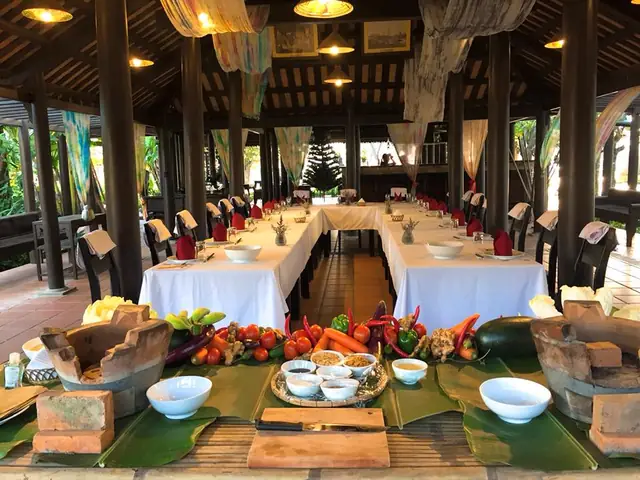Khám Phá Silk Village Restaurant: Địa Chỉ, Thực Đơn & Đặt Chỗ