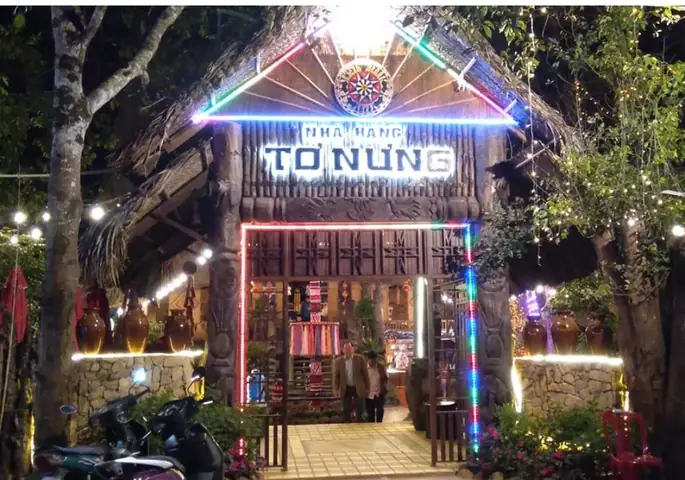Khám Phá Nhà Hàng Tơ Nưng Biển Hồ: Địa Chỉ, Menu & Trải Nghiệm