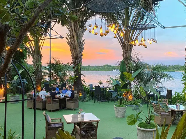 Khám Phá Top 10 Nhà Hàng Ven Sông Quận 2 – View Đẹp, Giá Hợp Lý Khám Phá Top 10 Nhà Hàng Ven Sông Quận 2 – View Đẹp, Giá Hợp Lý