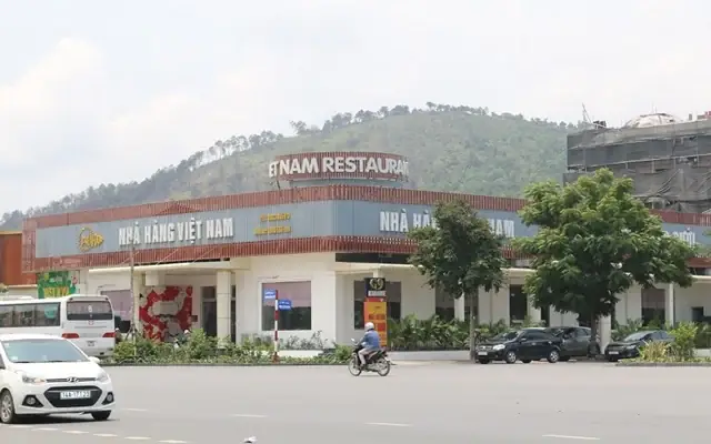 Khám Phá Nhà Hàng Việt Nam Hạ Long: Top Địa Điểm Ẩm Thực