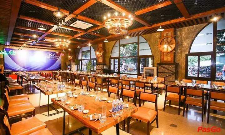 Khám Phá Vườn Bia Hà Nội: Địa Chỉ, Thực Đơn & Cách Đặt Bàn