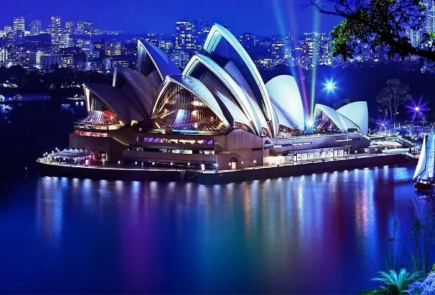 Khám Phá Nhà Hát Opera Sydney – Lịch Sử, Kiến Trúc Và Trải Nghiệm Du Lịch
