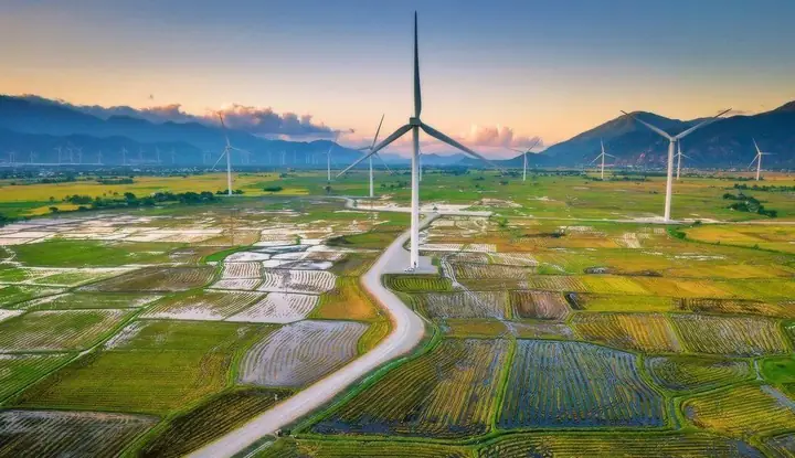 Nhà Máy Điện Gió Đầm Nại: Tổng Quan Về Dự Án Năng Lượng Sạch Tại Miền Trung