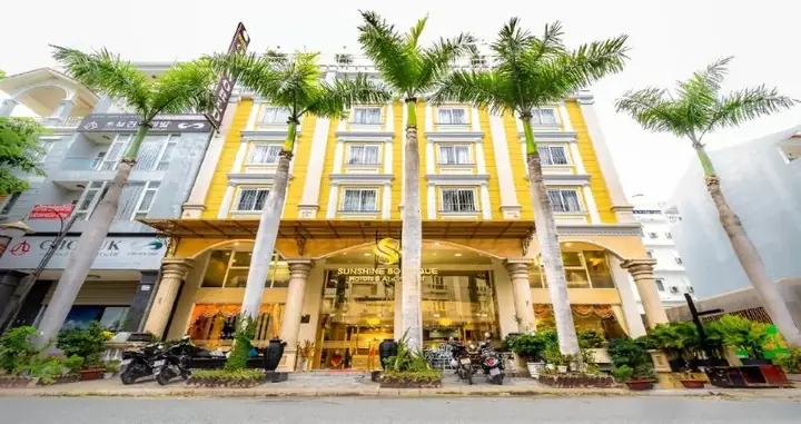 Khám Phá 10 Khách Sạn Quận 7 Tốt Nhất Cho Du Lịch & Công Tác