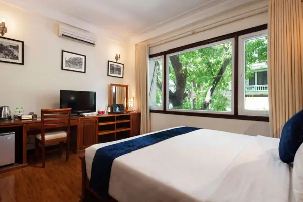 Top 10 Nhà Nghỉ Phố Cổ Hà Nội: Đánh Giá Chi Tiết & Bảng So Sánh Top 10 Nhà Nghỉ Phố Cổ Hà Nội: Đánh Giá Chi Tiết & Bảng So Sánh
